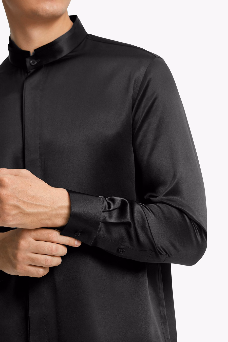 Camisa de Hombre de Seda con Placket Oculto Clásica