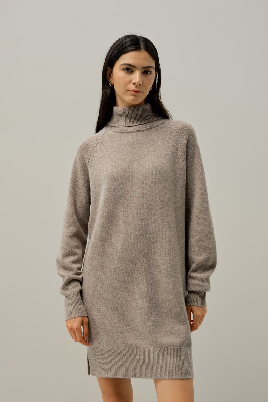 Vestido de suéter de cuello alto de lana y cachemira