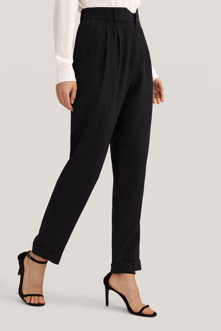 Pantalones de Seda Ajustados y Con Forma