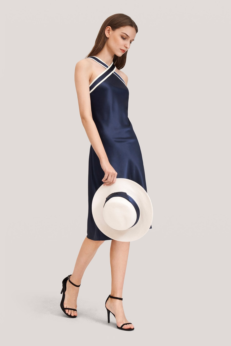 Vestido Halter de Seda Camelia Brillante