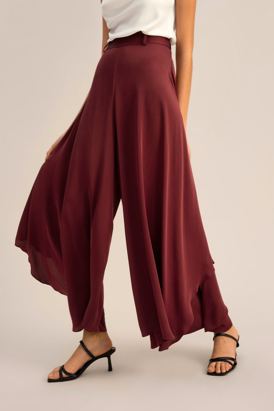 Pantalones de seda de pierna ancha