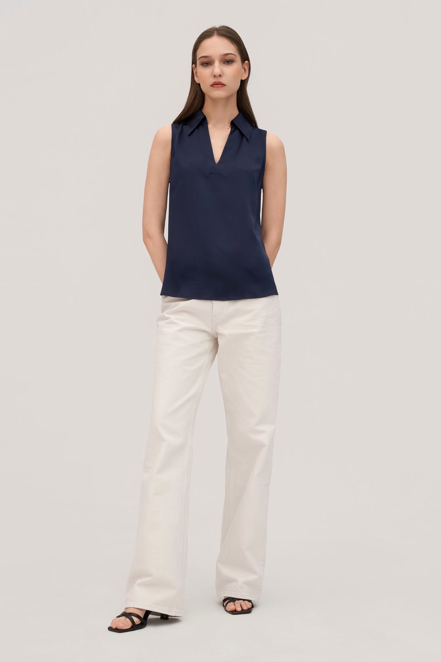 Camisa de Seda Viscosa sin Mangas en V para Mujeres