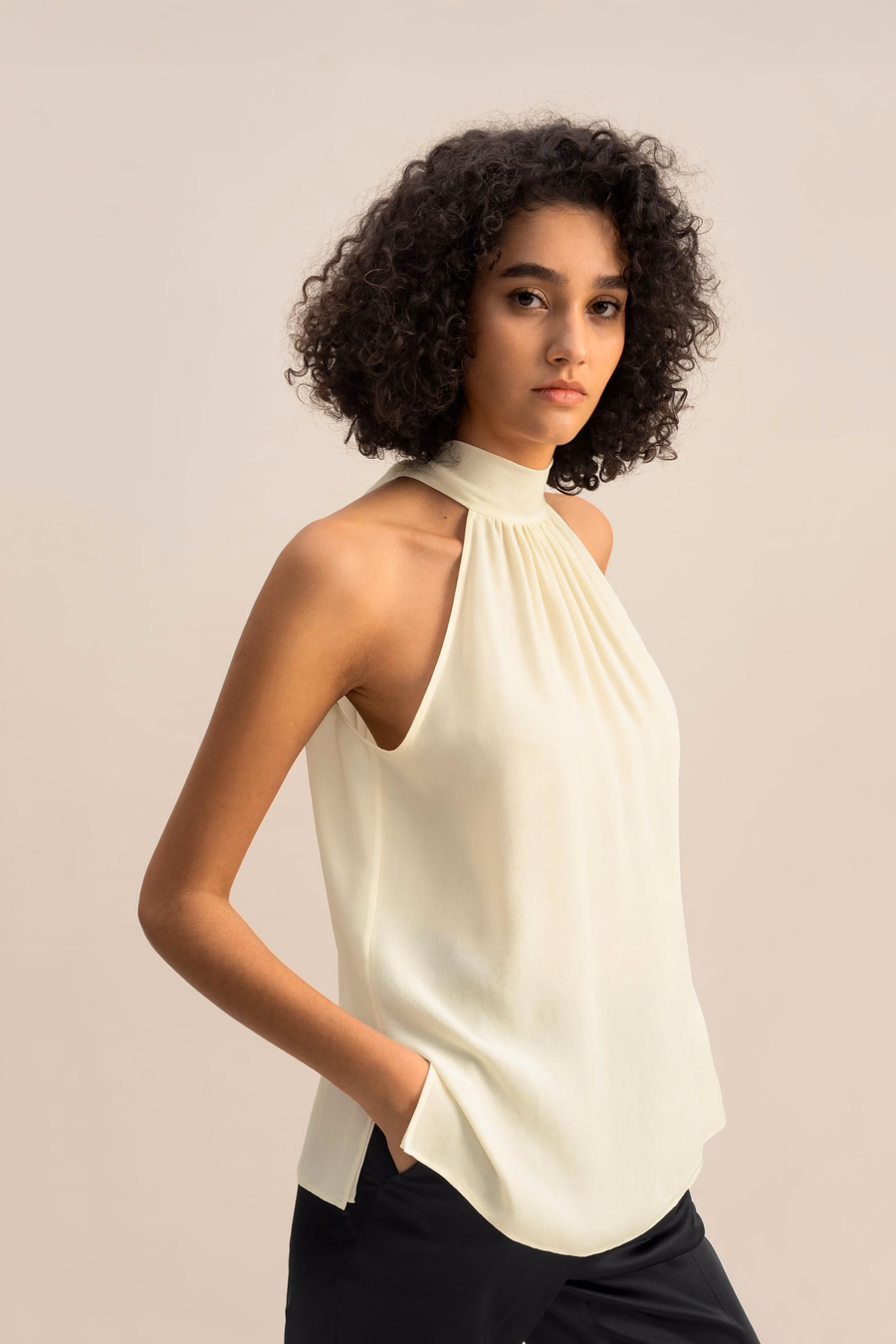 Top de Cuello Halter de Seta Georgette