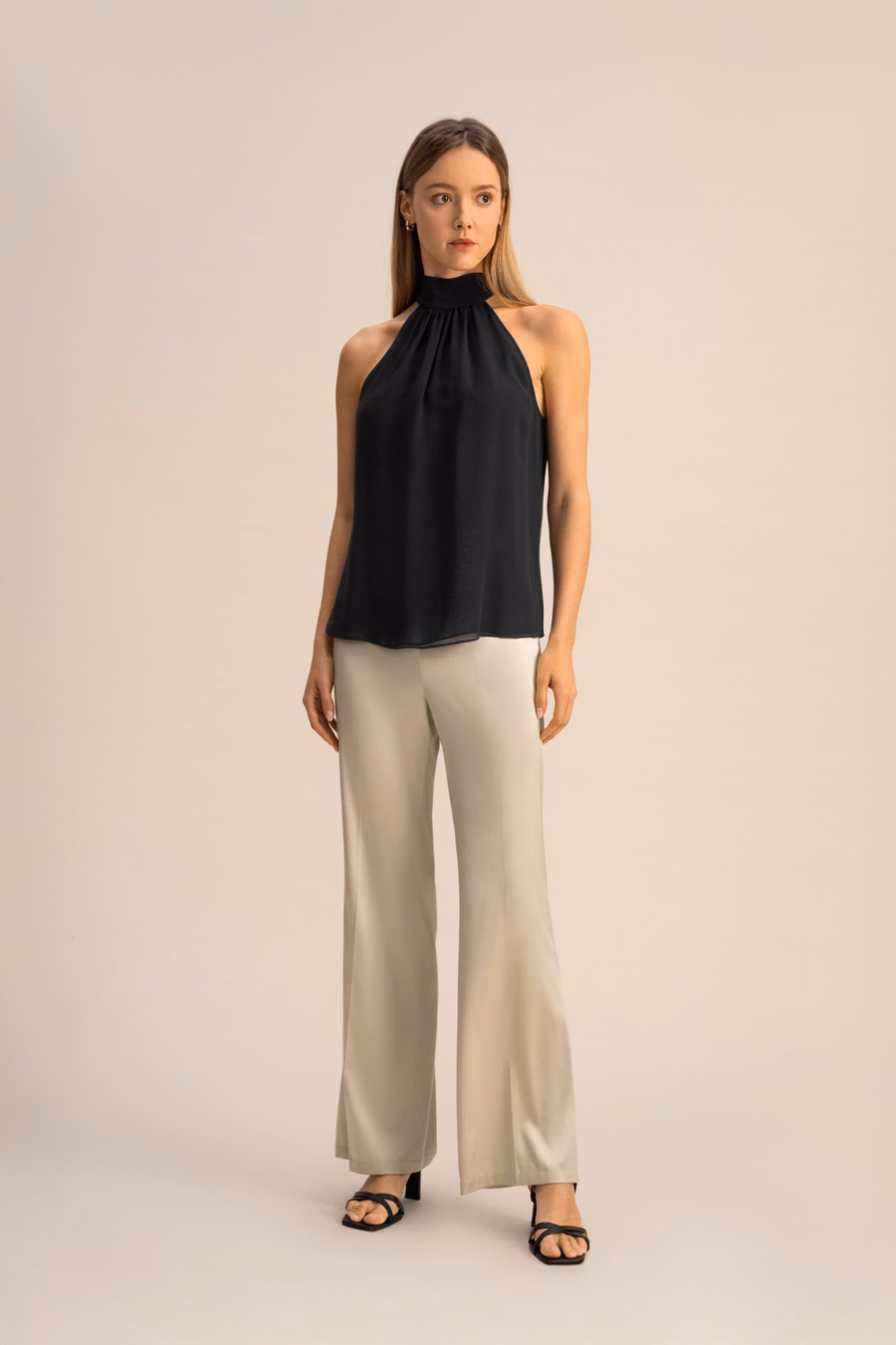 Top de Cuello Halter de Seta Georgette