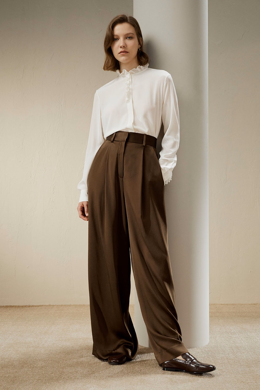 Blusa de Crêpe de Chine con Bordes Volantes
