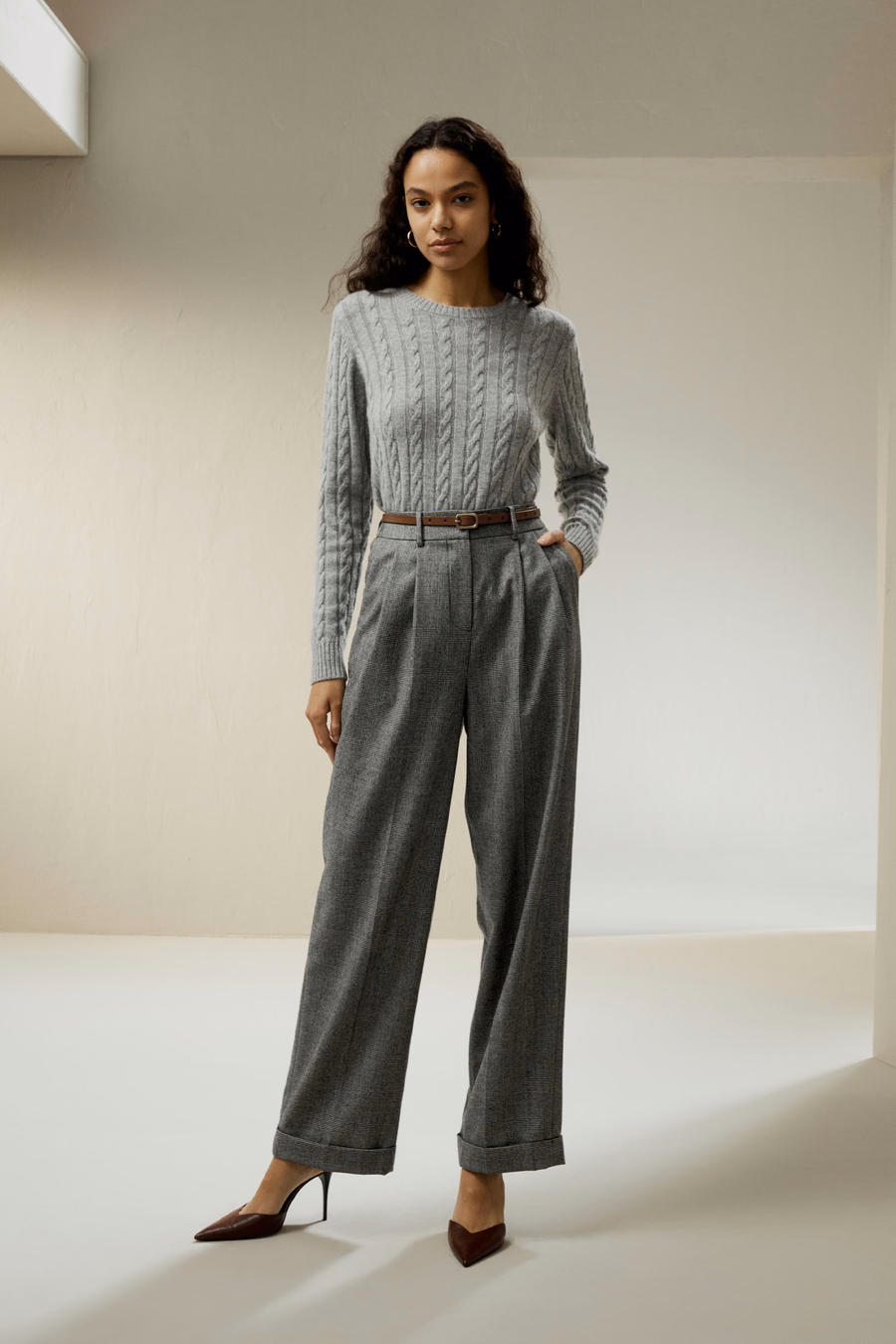 Pantalones de traje de lana con pierna ancha