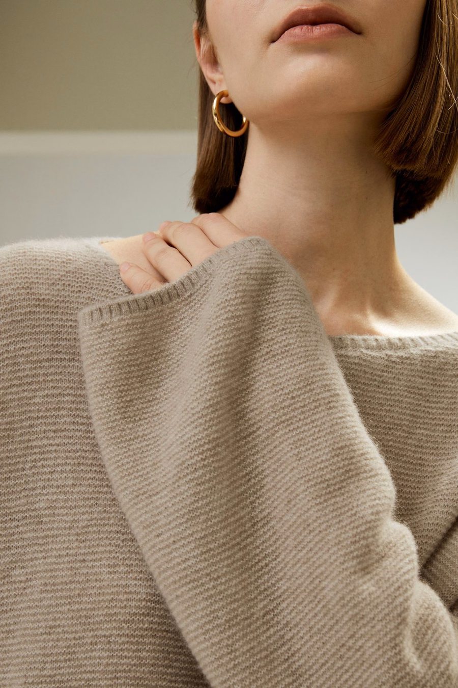 Sudadera de Mezcla de Seda y Cachemira con Corte Relajado y Hombros Caídos