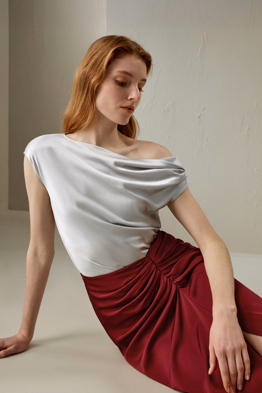 Top de Seda con Cuello Barco