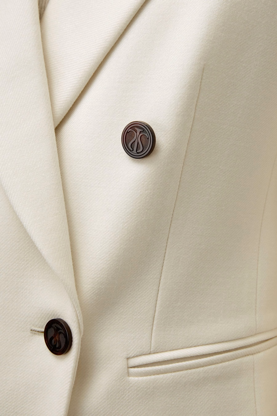 Blazer de lana de doble botonadura