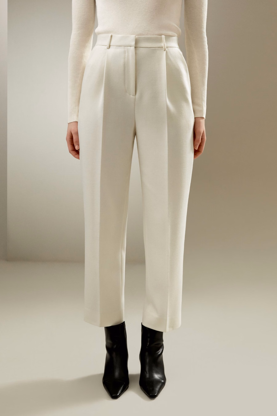 Pantalones de negocios de media altura