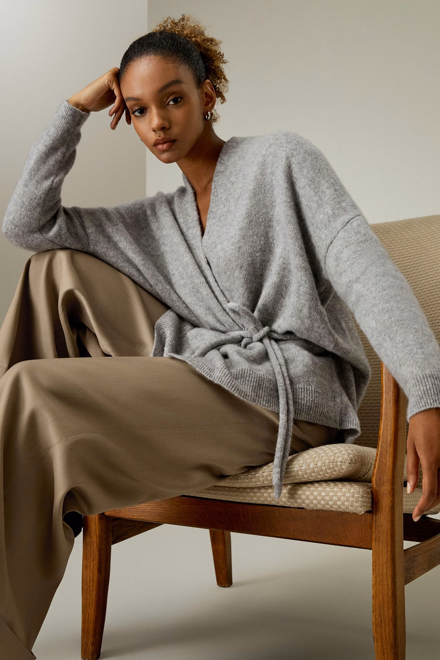 Cardigan de punto envolvente