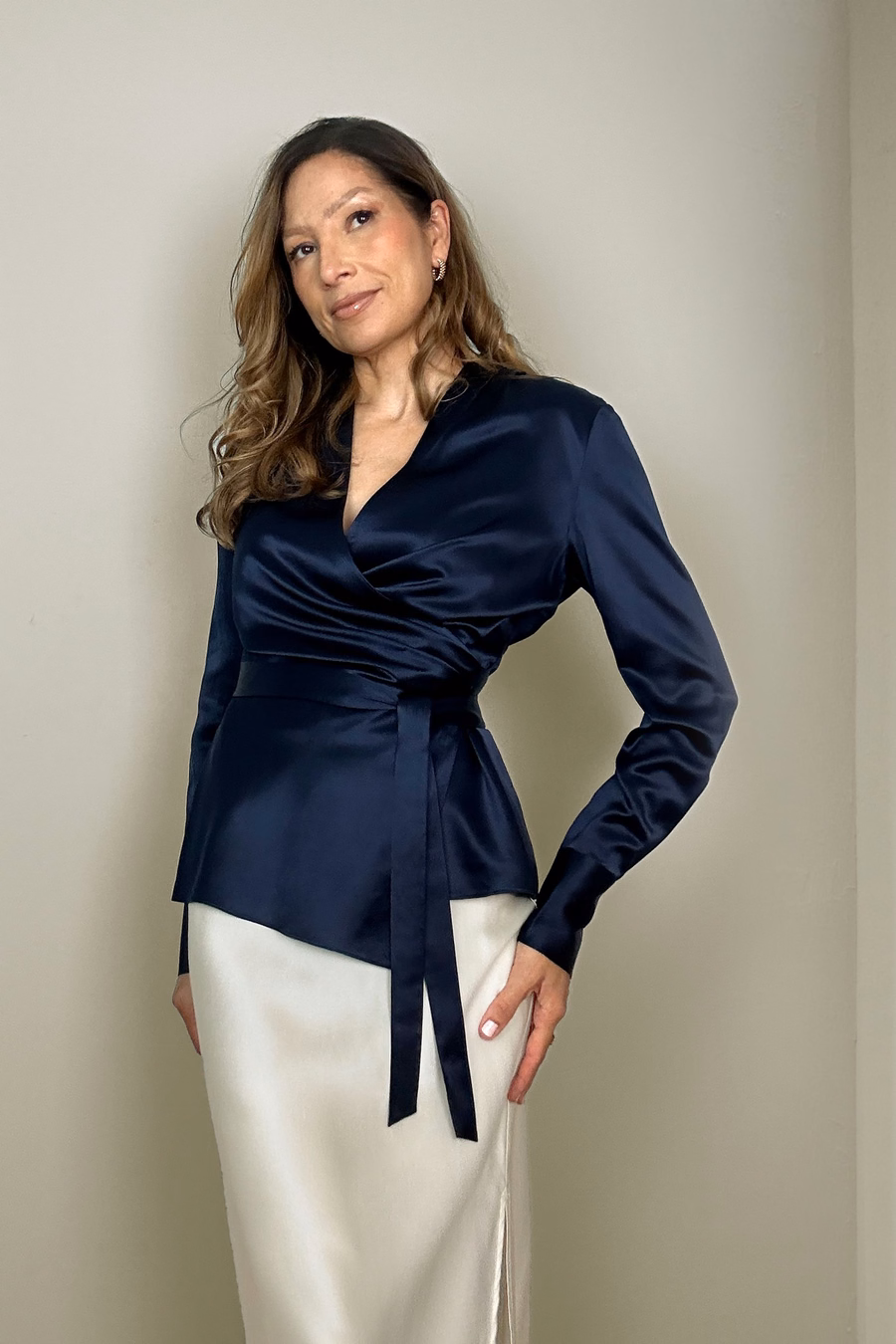 Blusa envolvente de seda