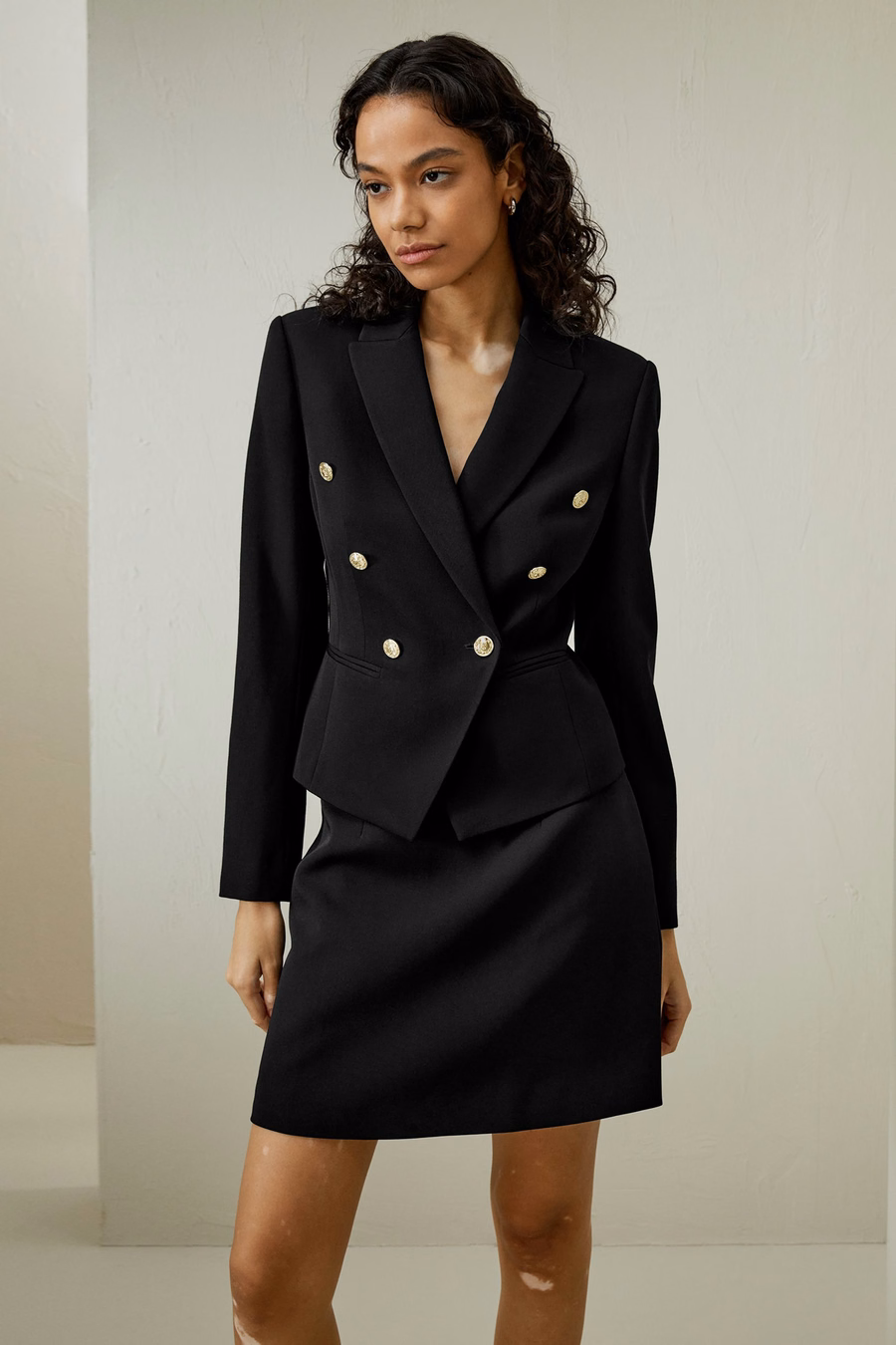 Blazer ajustado de doble botonadura