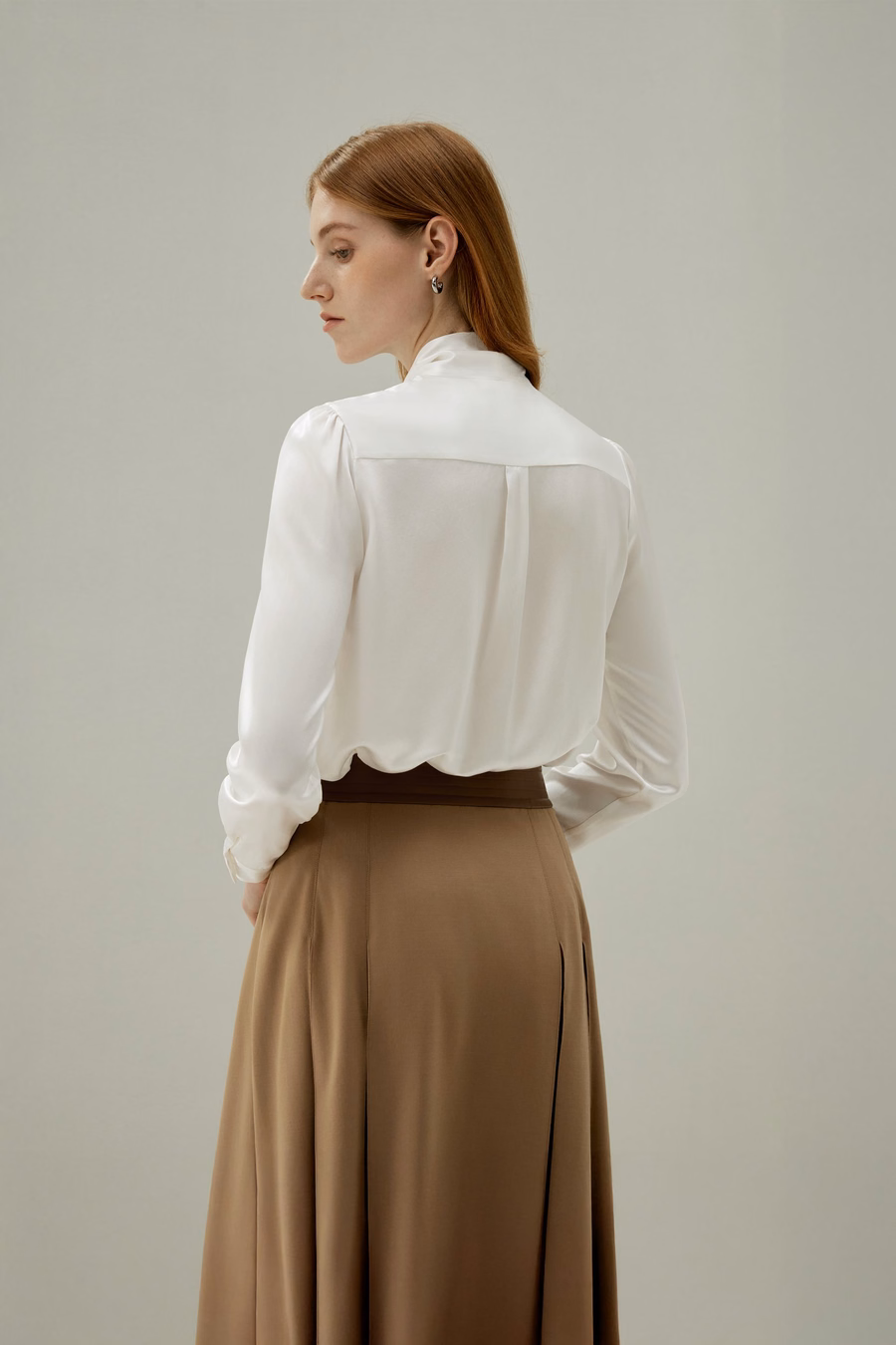 Mujer Blusa de Seda con Pajarita