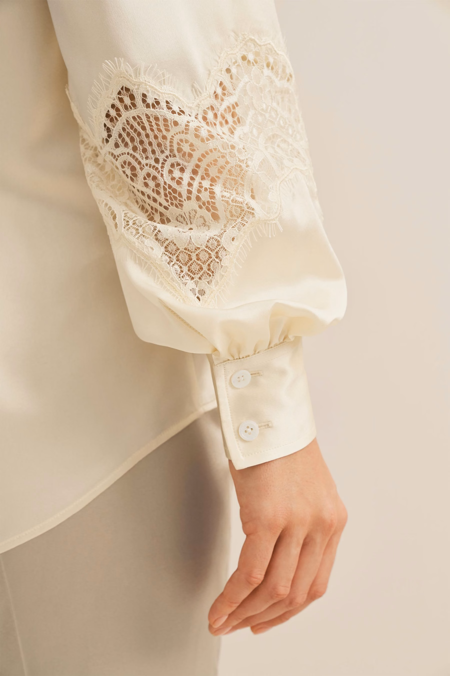 Blusa de encaje Armeria