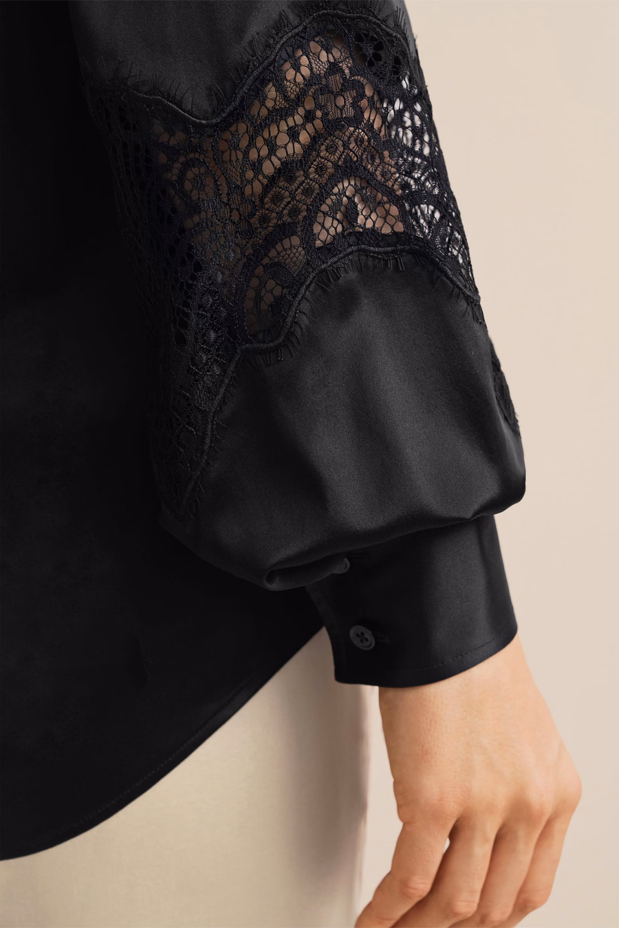 Blusa de encaje Armeria
