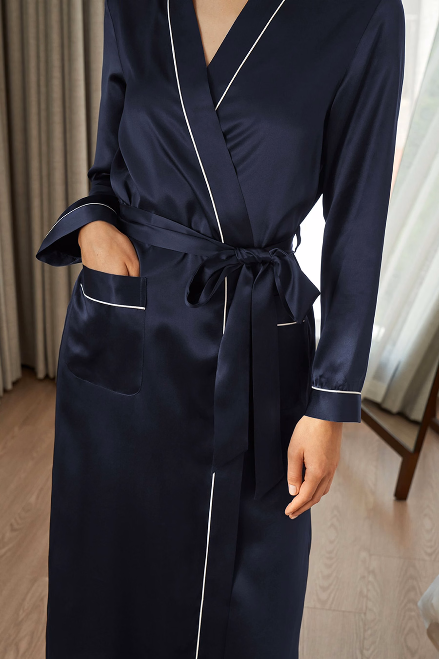 Ropa de Seda Completa Contra Trim y Largo