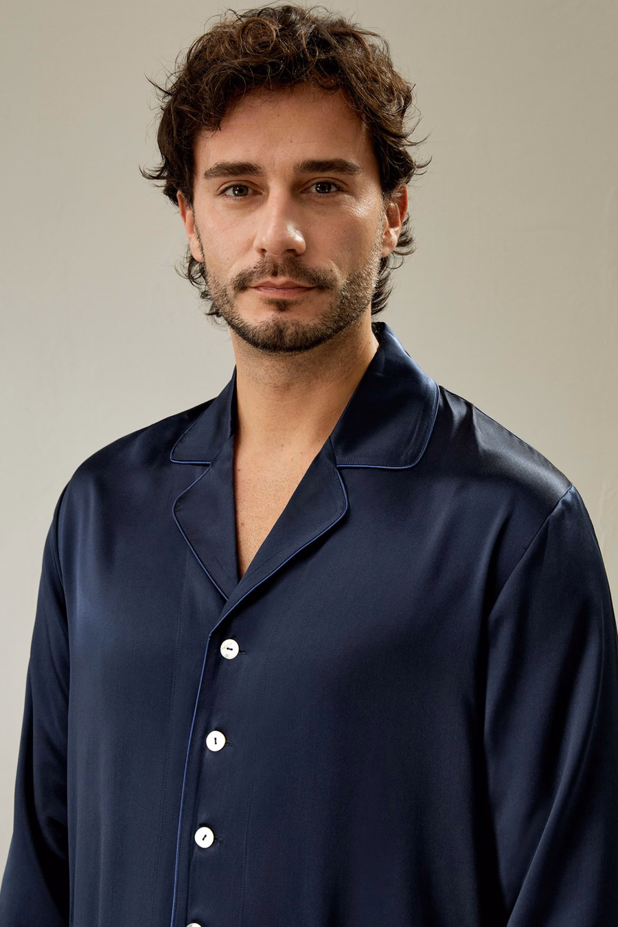 Conjunto de Pijamas de Seda Larga para Hombres