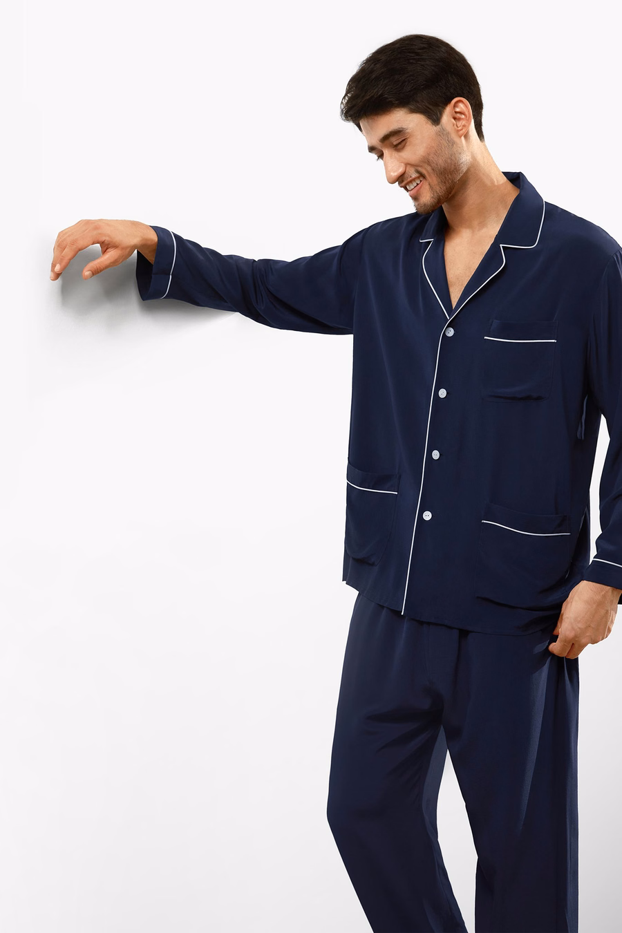 Conjunto de Pijama de Seda con Cuello de Solapa