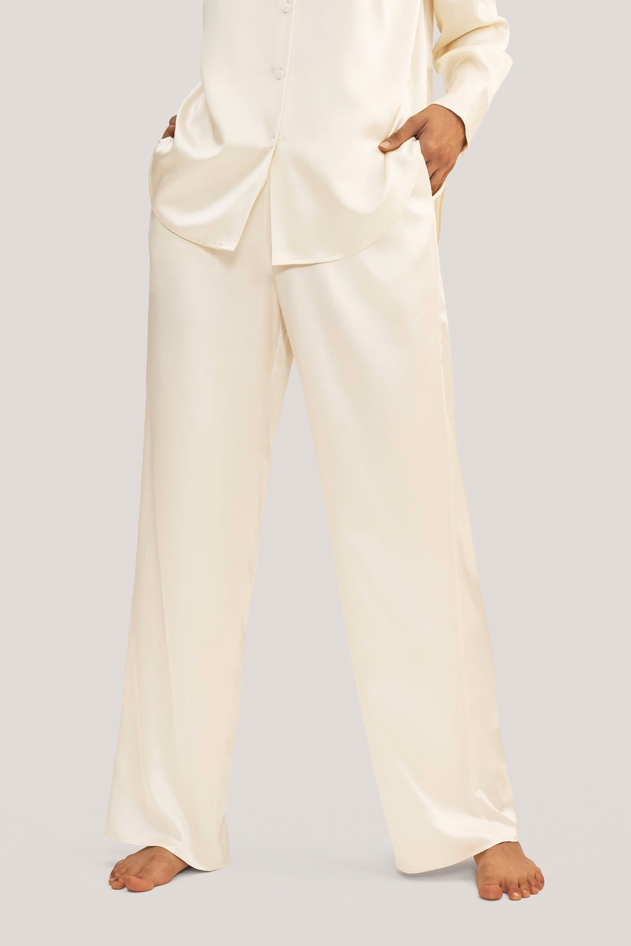 Pijama de Seda Viola Oversize para Mujeres