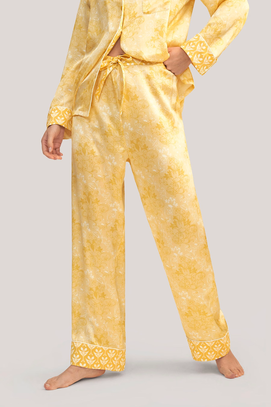Conjunto de Pijama de Seda Golden Lily