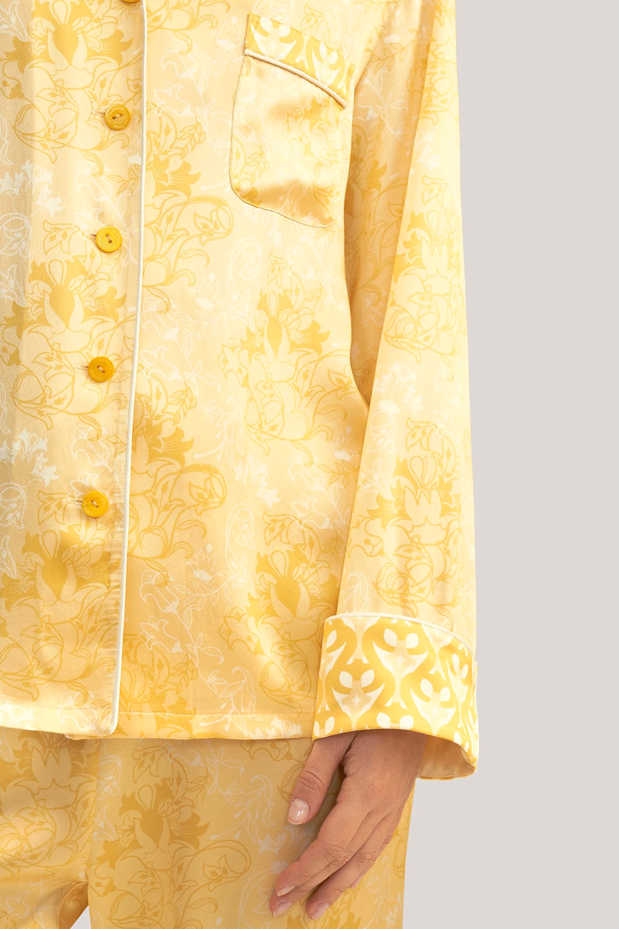 Conjunto de Pijama de Seda Golden Lily