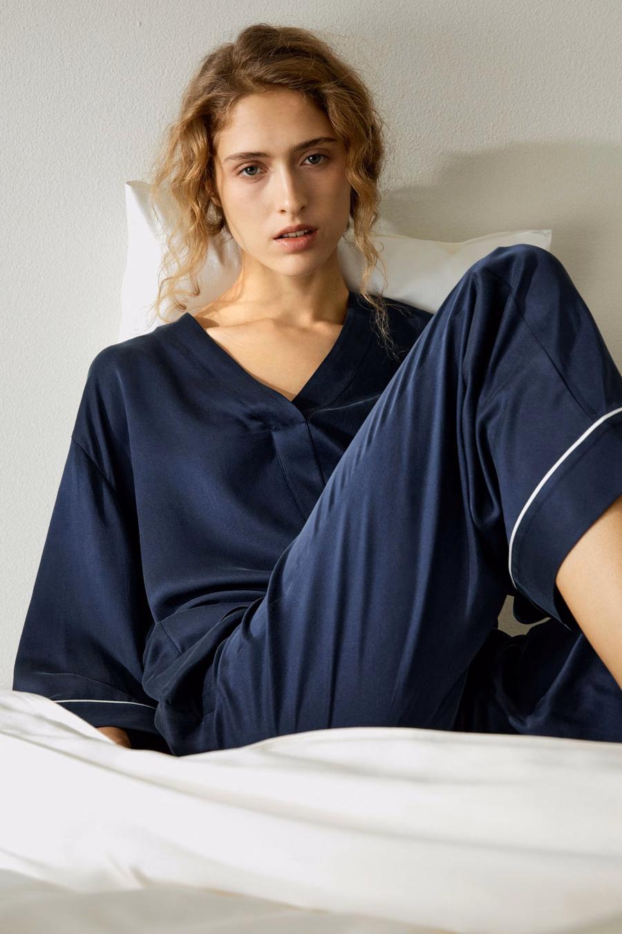 Conjunto de pijama de seda ante