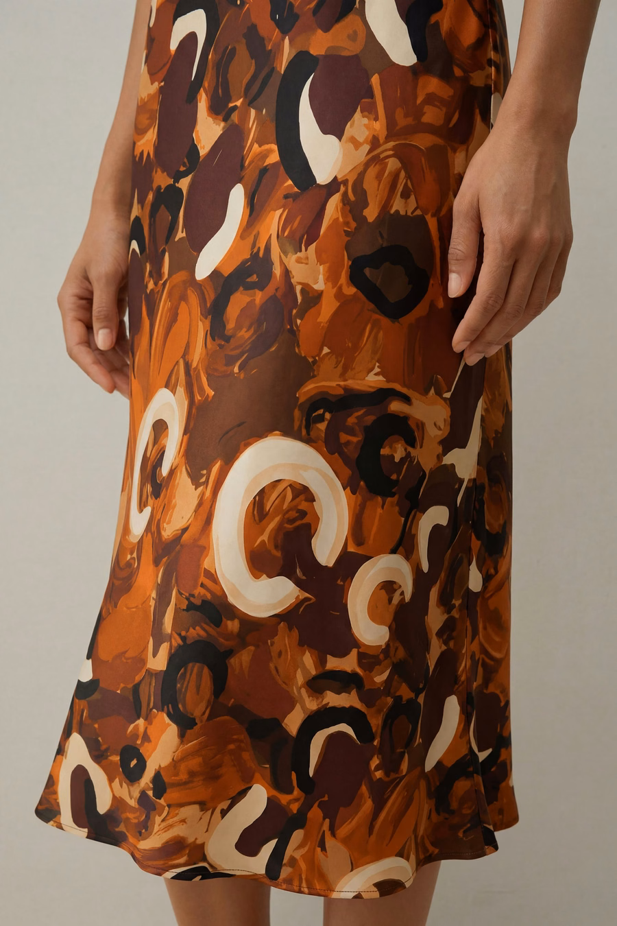 Maxi camisón de seda minimalista
