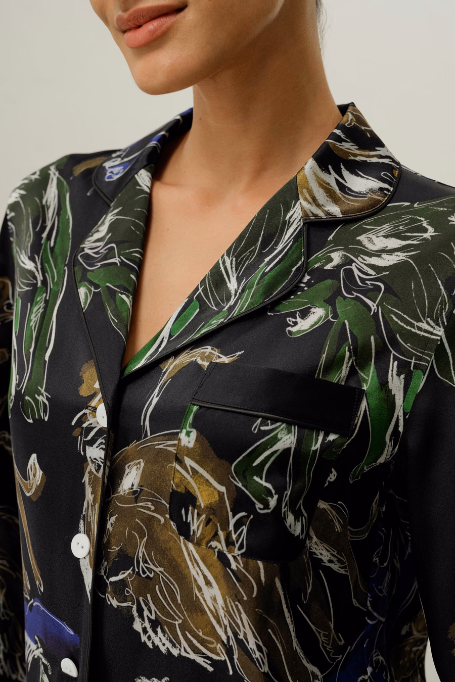 Conjunto de Pijama Clásico de Seda del Signo Zodiacal Leo