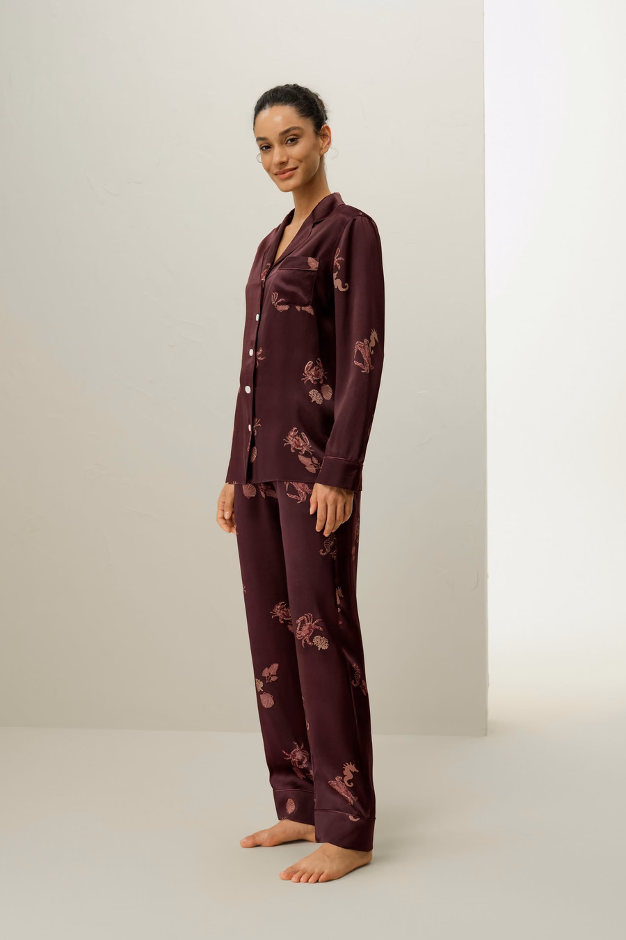 Conjunto de pijama de seda clásica del signo zodiacal Cáncer