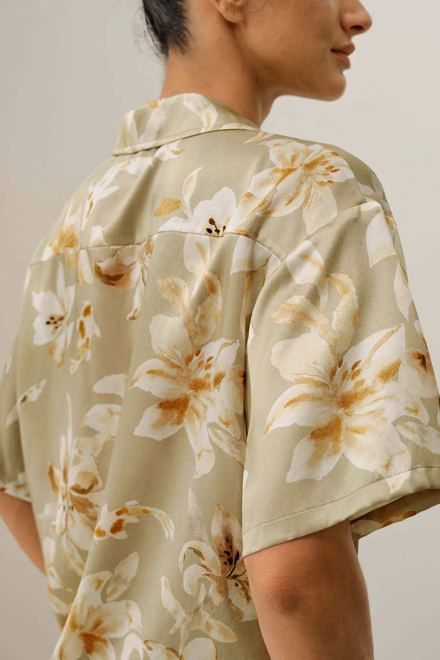 Conjunto de Pijama Corto de Seda de Piscis
