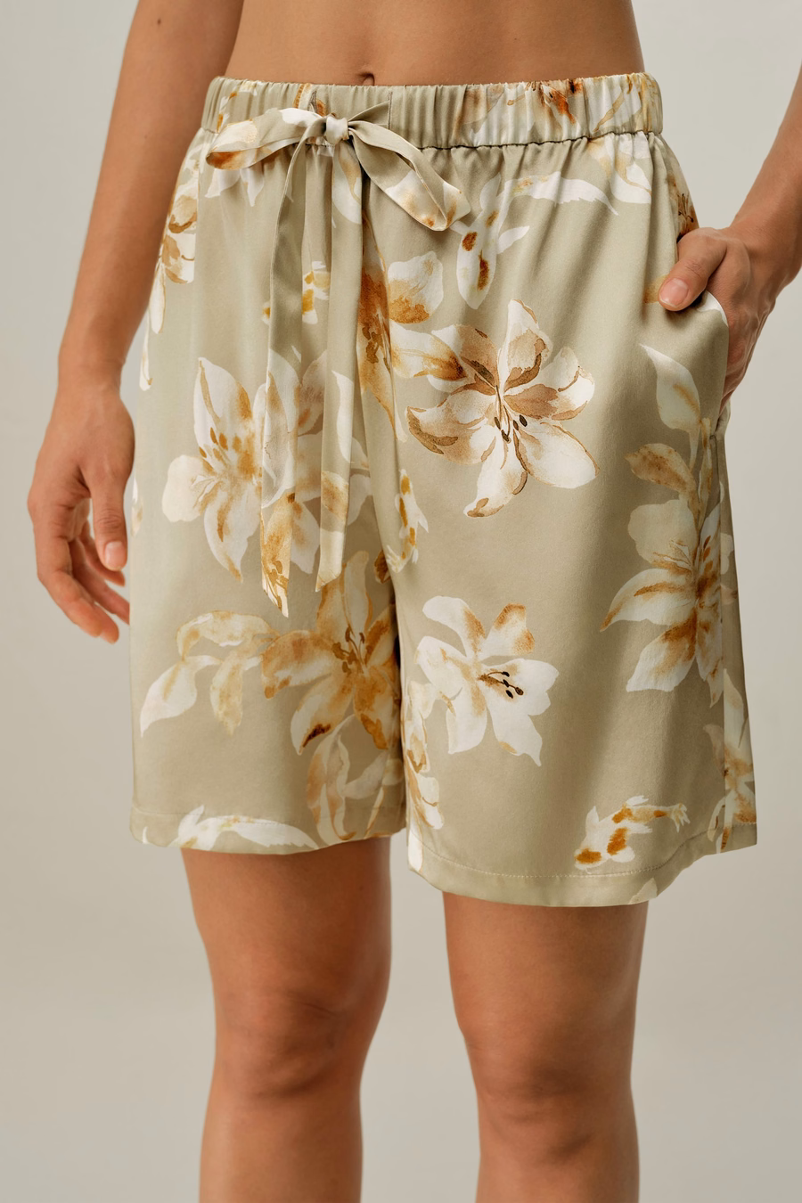 Conjunto de Pijama Corto de Seda de Piscis
