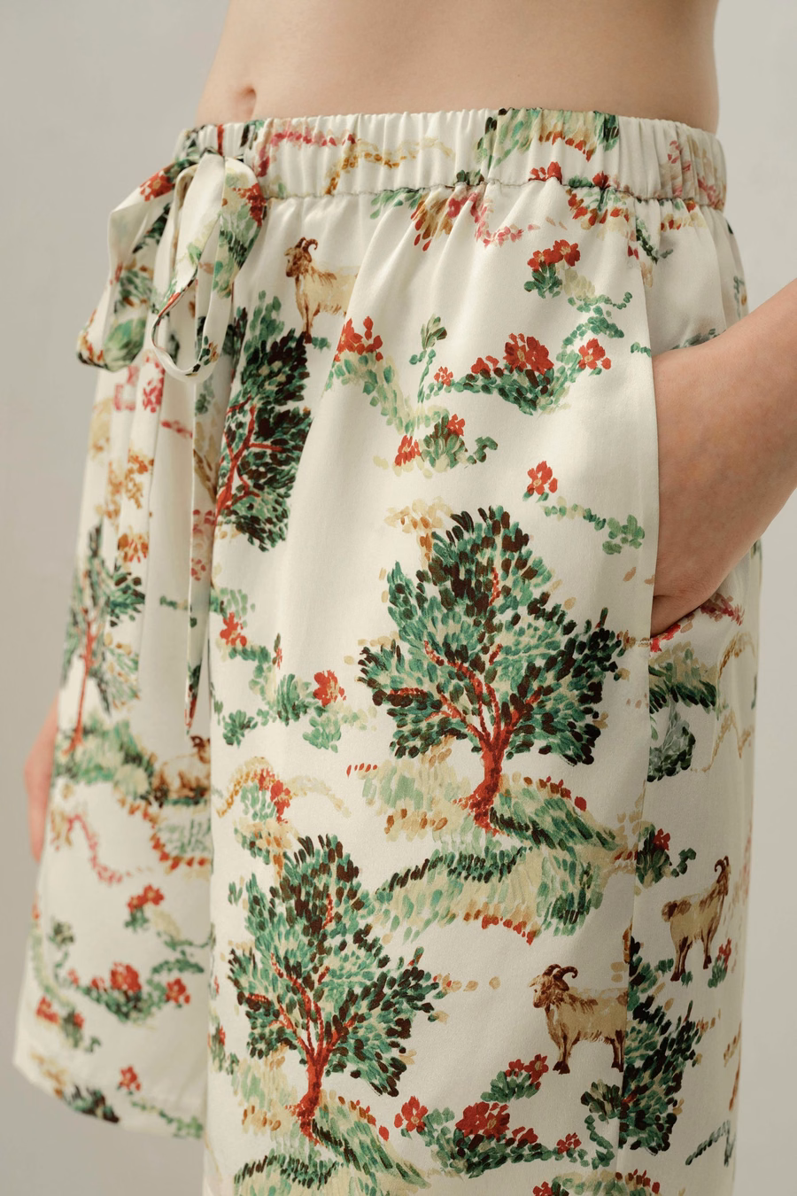 Conjunto corto de pijama de seda del zodiaco Aries