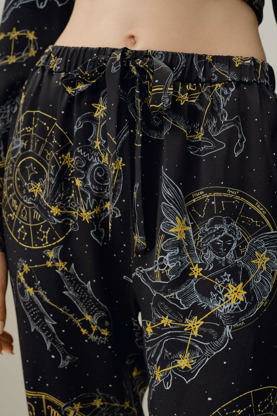 Conjunto Clásico de Pijamas de Seda del Signo Zodiacal Virgo