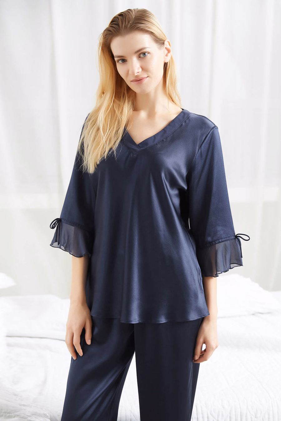 Conjunto de pijama de seda para mujeres con encaje