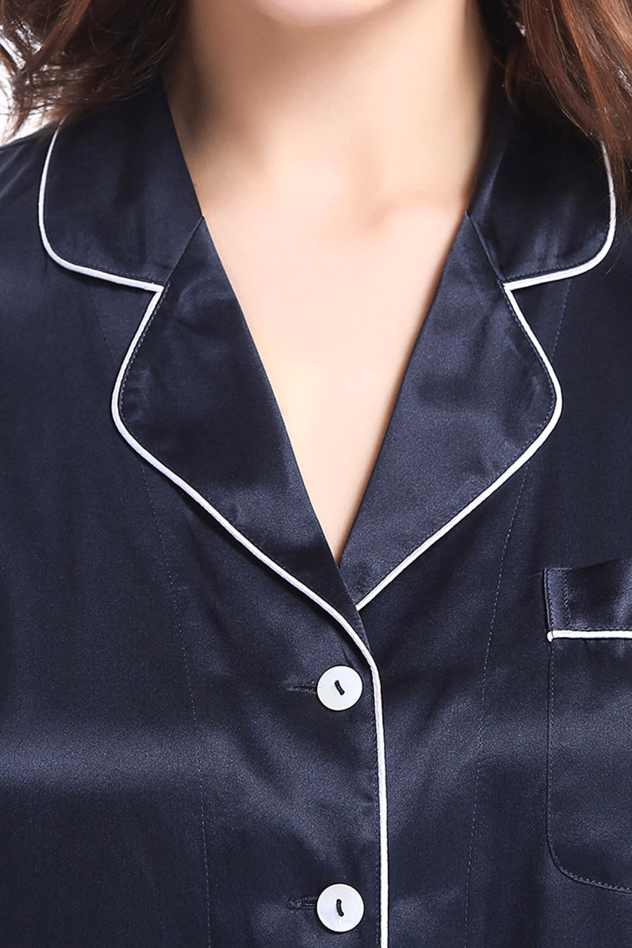 Conjunto de pijamas de seda para mujeres con trimado chic