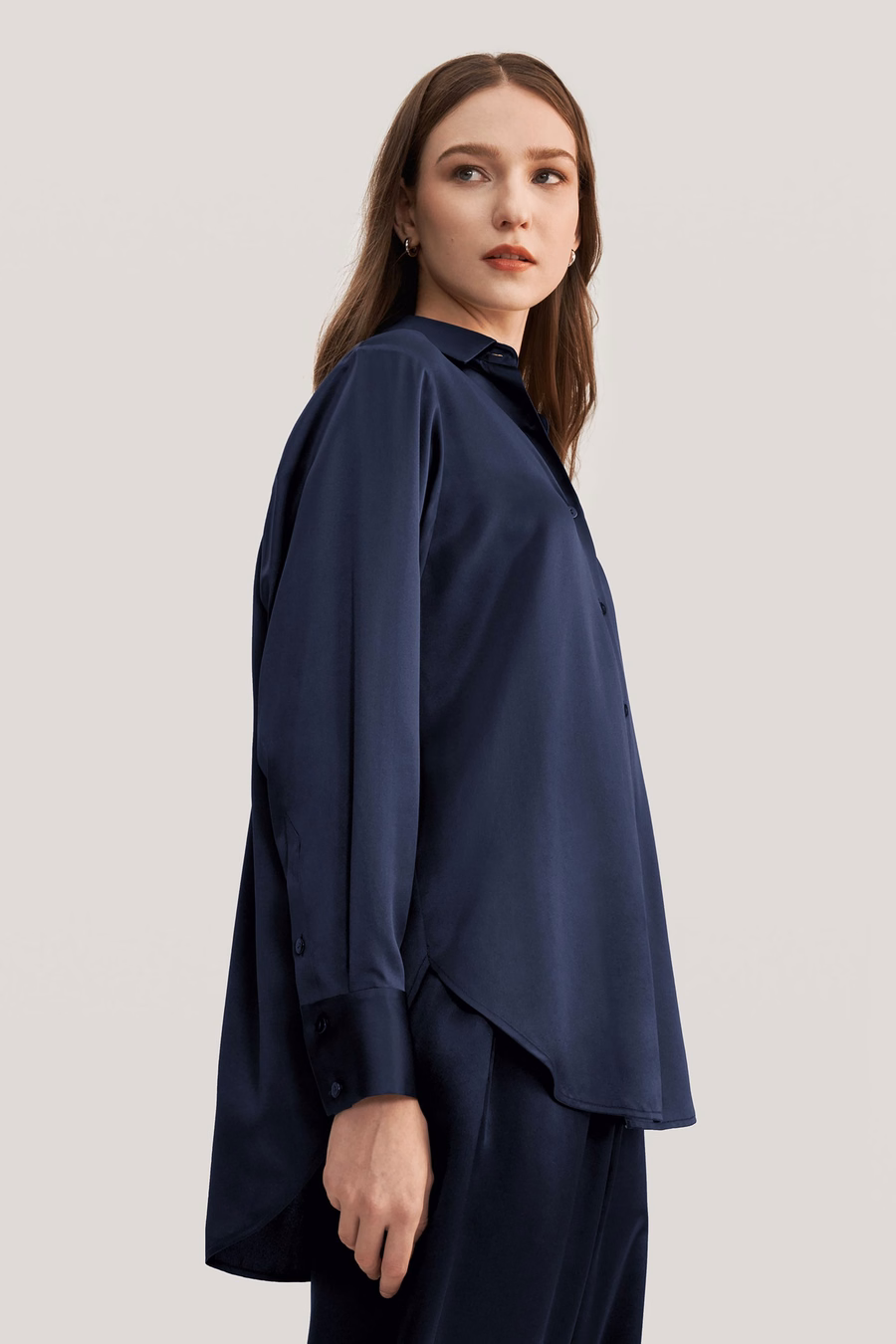 Pijama de Seda Viola Oversize para Mujeres