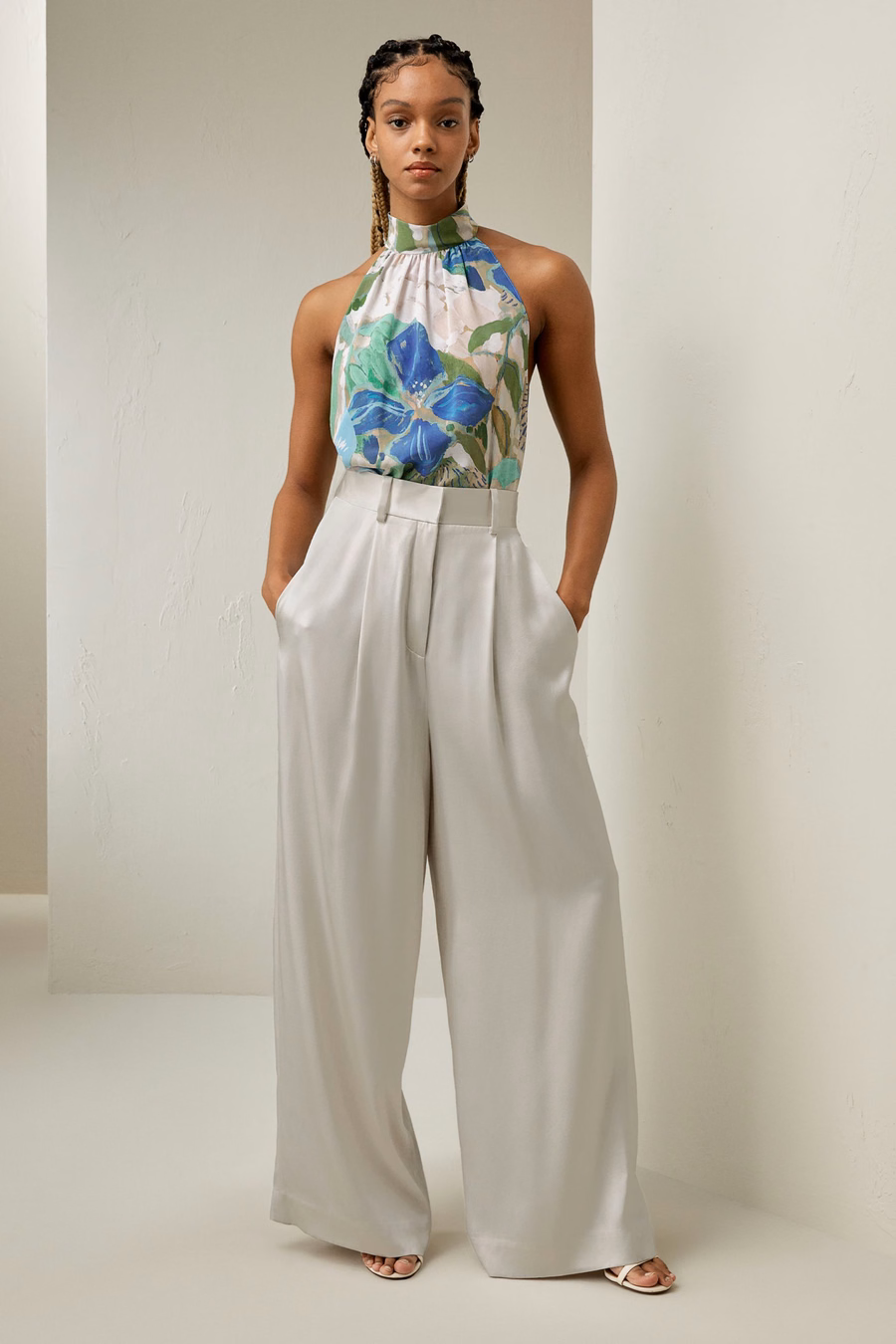 Top de seda Praslin con cuello alto