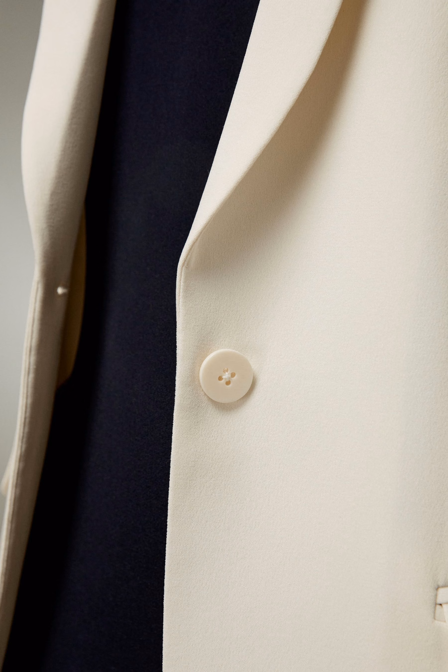 Blazer de Seda Lisa