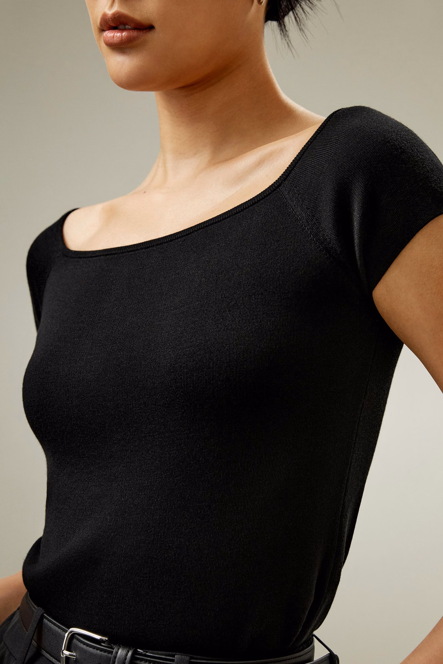 Top de suéter off-shoulder