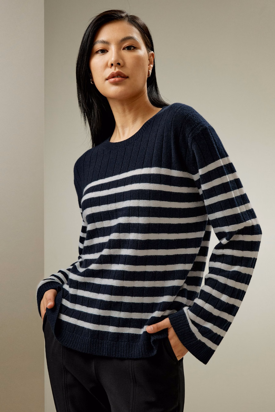 Suéter de Cashmere de Rayas con Hombros Caídos