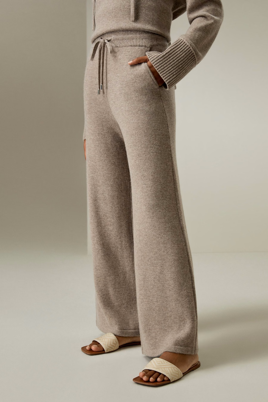 Pantalones de pierna ancha de jersey de lana Merino