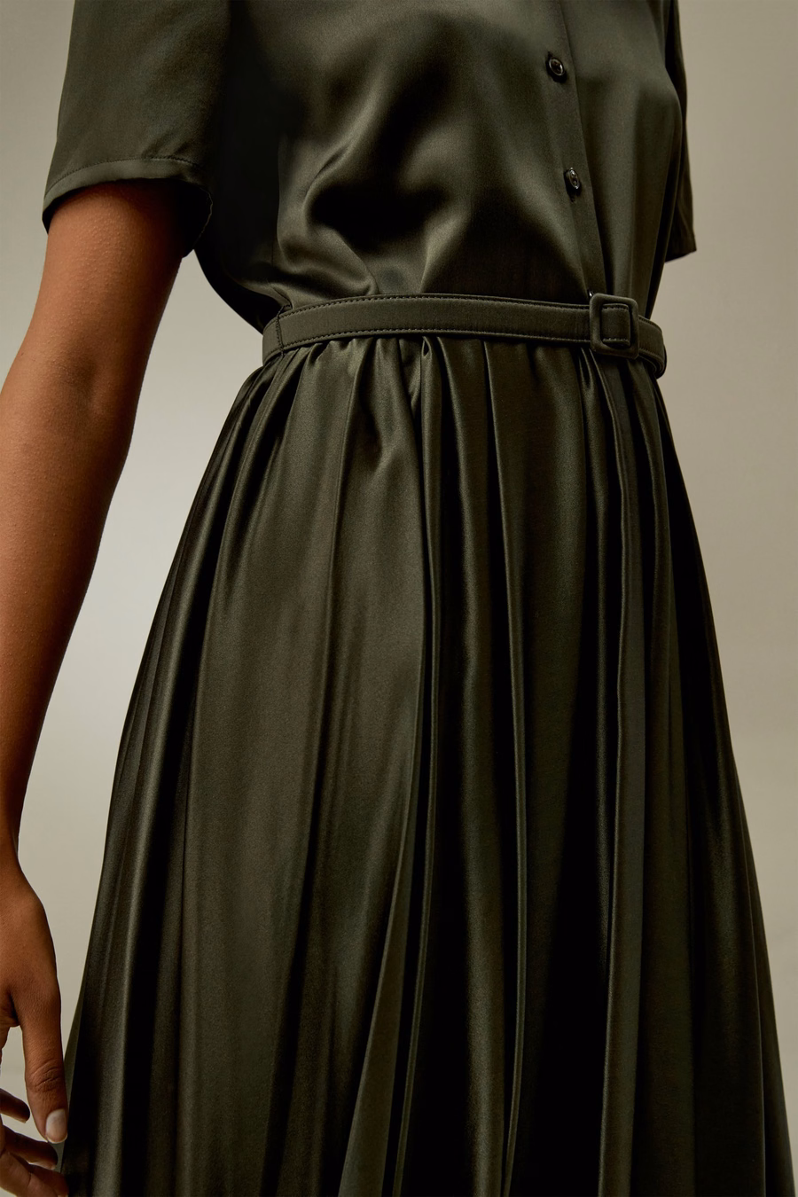 VESTIDO MOIRA LILYSILK X LYDIA MILLEN