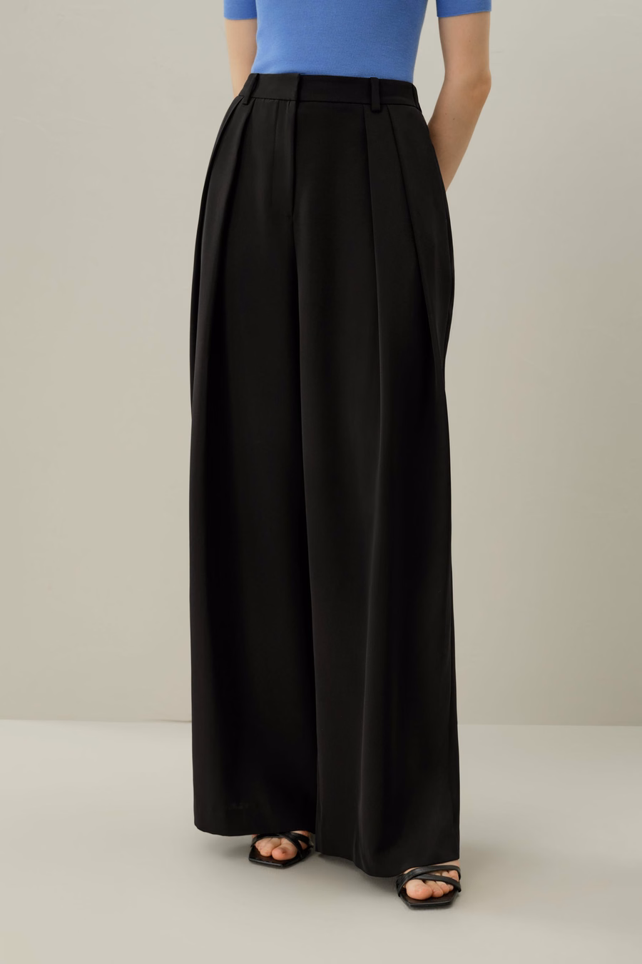 Pantalones amplios de crepé de seda elástica