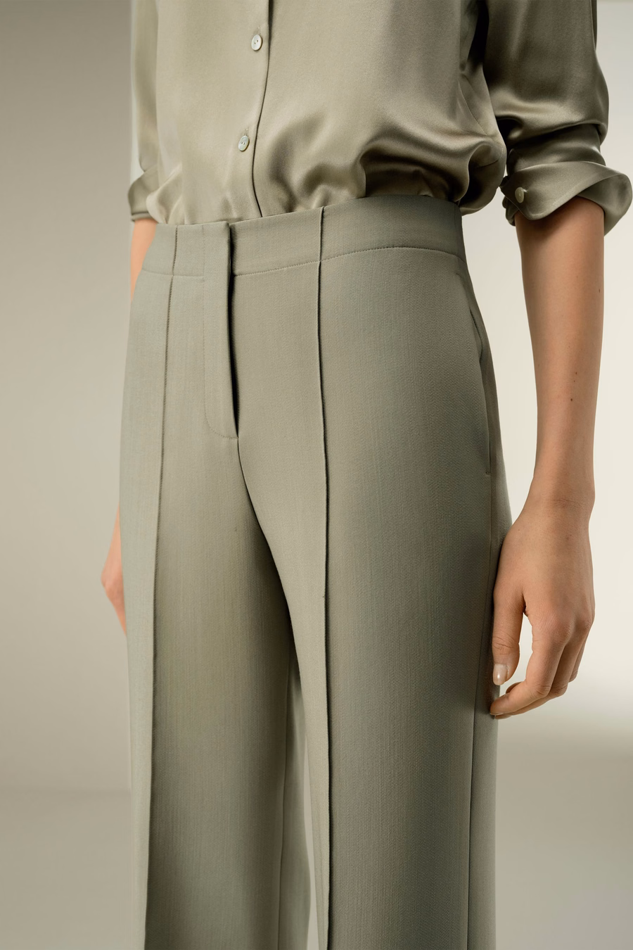 Pantalones de campana de seda y lana