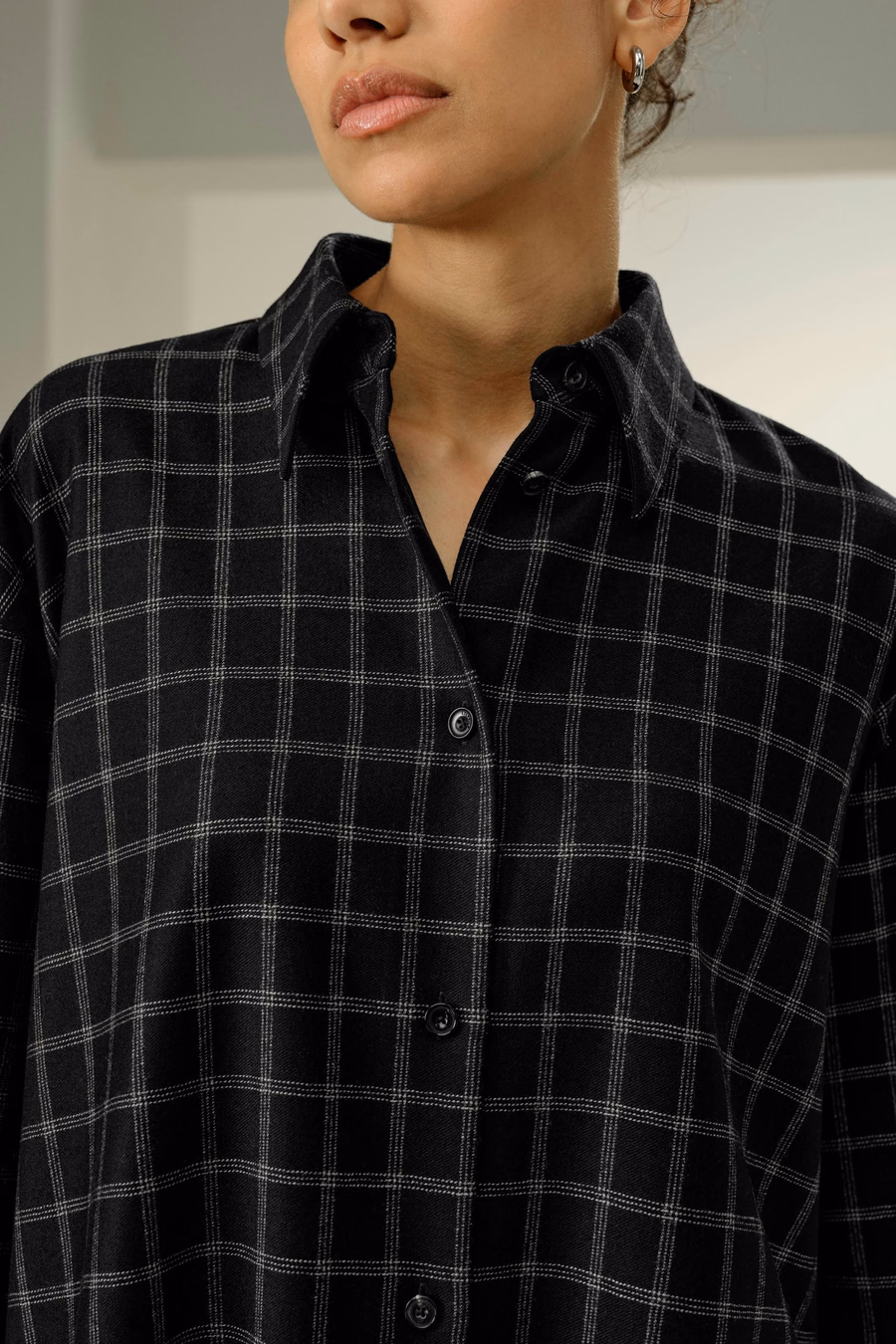 Camisa con patrón de ventana de seda y lana