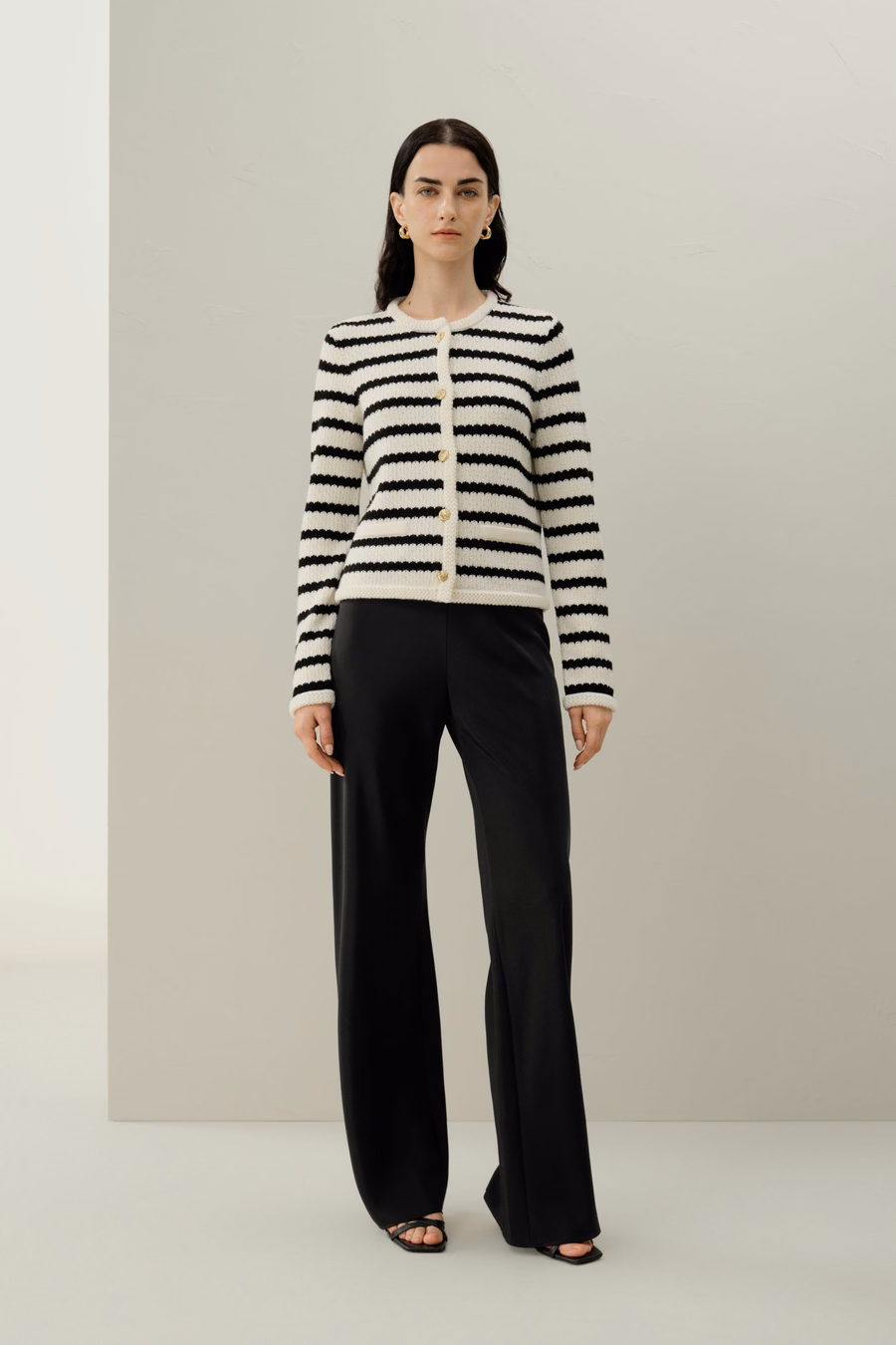 Cardigan de lana de ganchillo a rayas