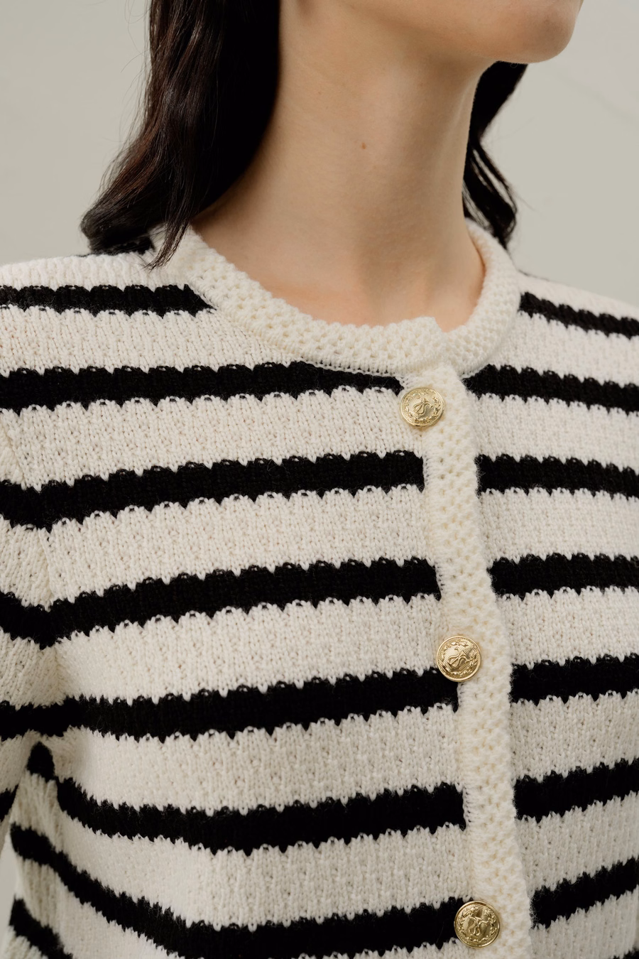 Cardigan de lana de ganchillo a rayas