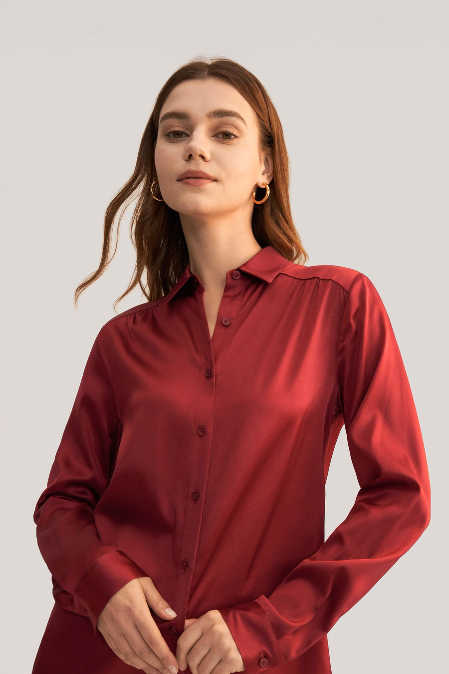 Blusa de Seda con Mangas Largas y Cuello