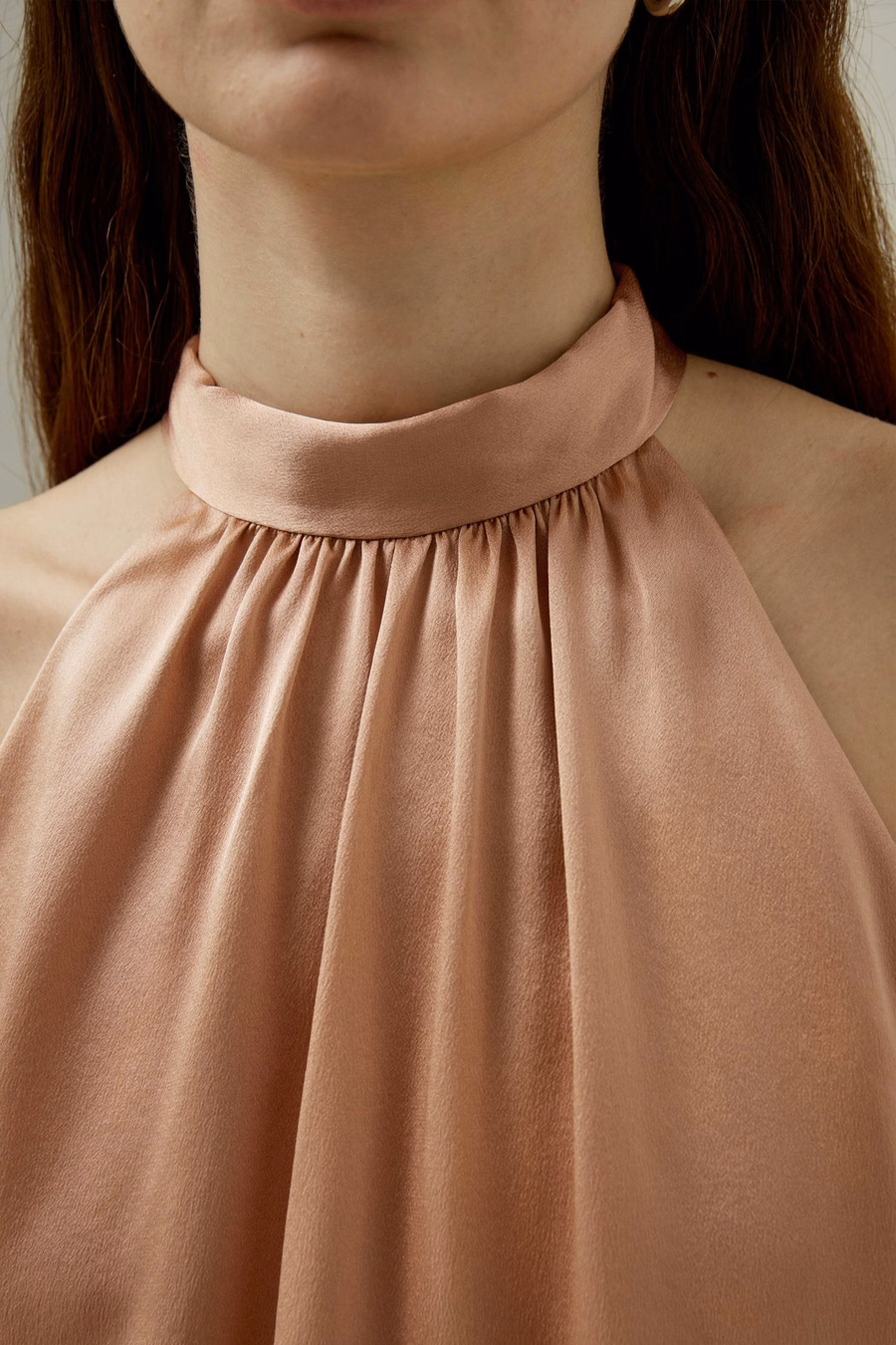 Top halter de seda Graceful Breeze